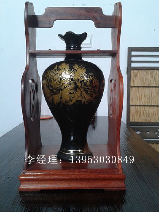 點擊查看詳細(xì)信息<br>標(biāo)題：白酒提籃 閱讀次數(shù)：3138